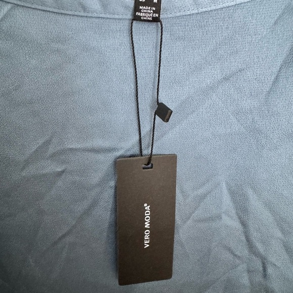 Blue Gray 100% Polyester Skirt Vero Moda NWT Size Medium - Picture 2 of 5